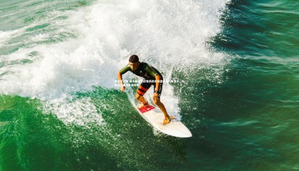 澳客足彩网-那不勒斯欧冠客场连负埃因霍温与本菲卡，队史首次遭遇此类挫败